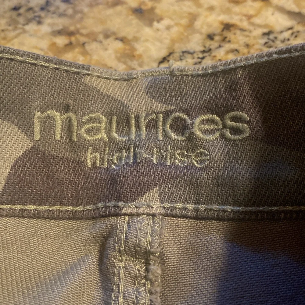 Maurice’s Denim Shorts - Picture 5 of 9